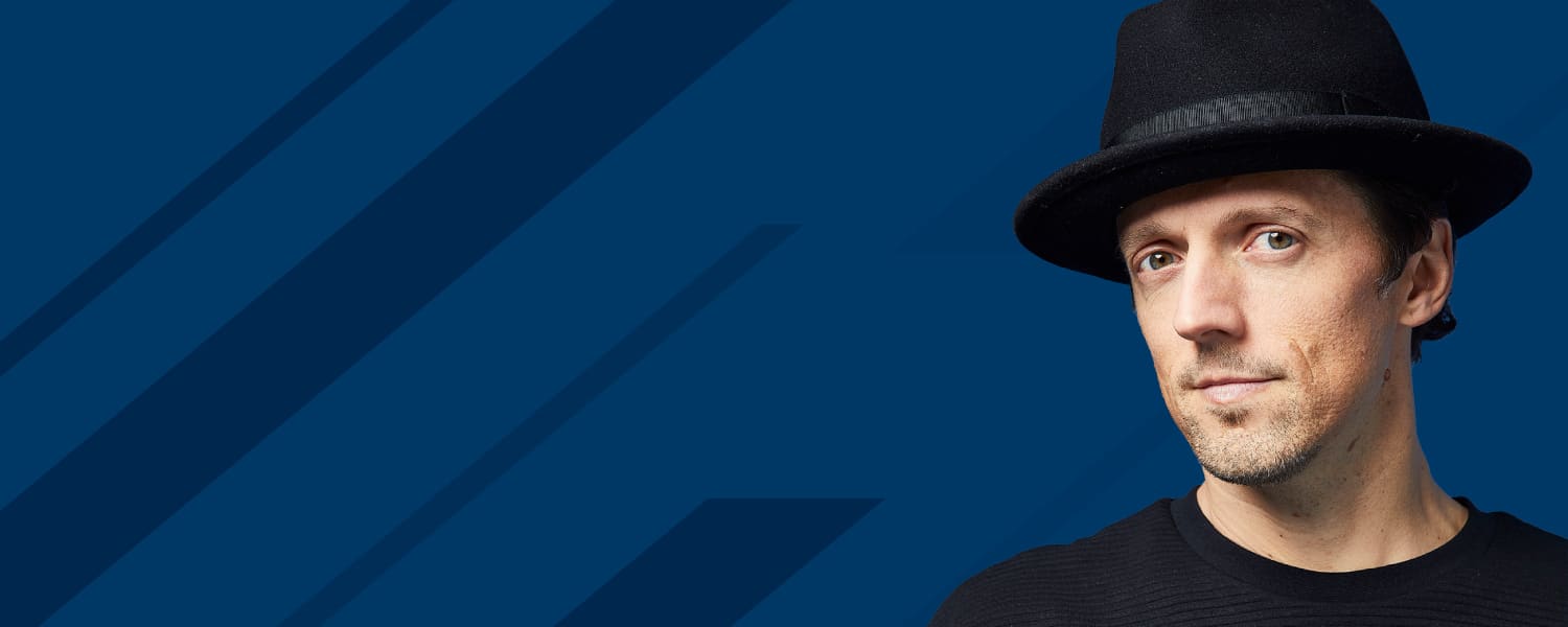 Jason-Mraz-on-blue-background-with-diagonal-elements